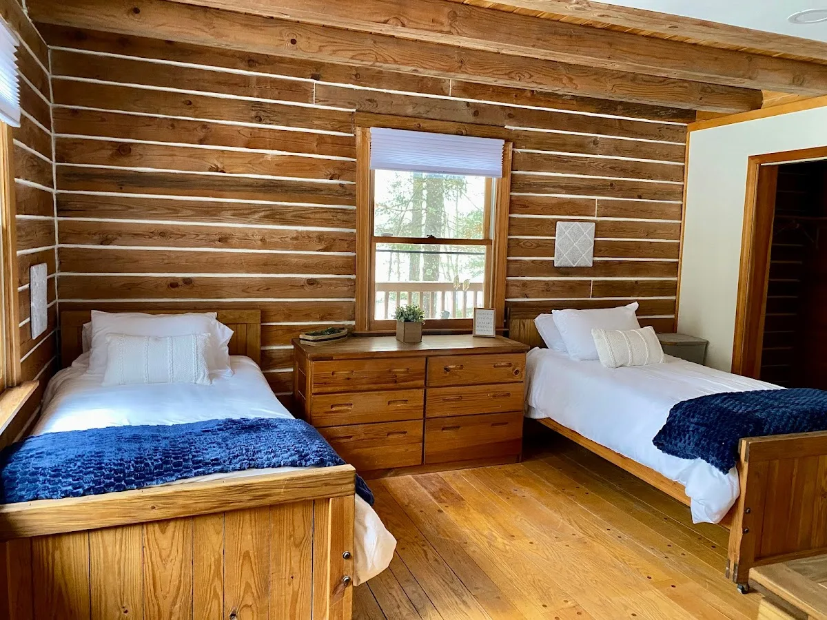 Ridge RTC - Lakehouse Maine - interior photo