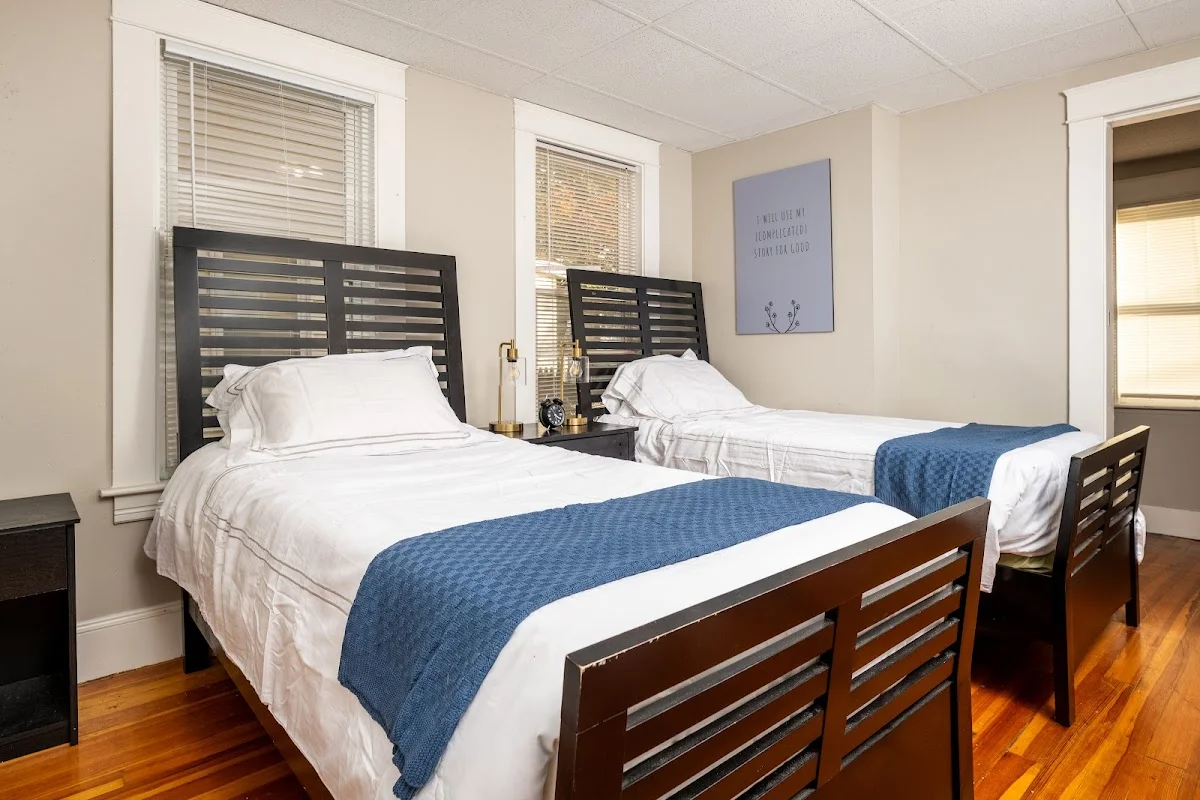 Avenues Recovery Center at New England - Photo 4